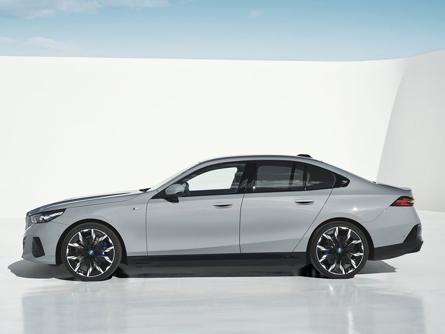 BMW i5 Saloon